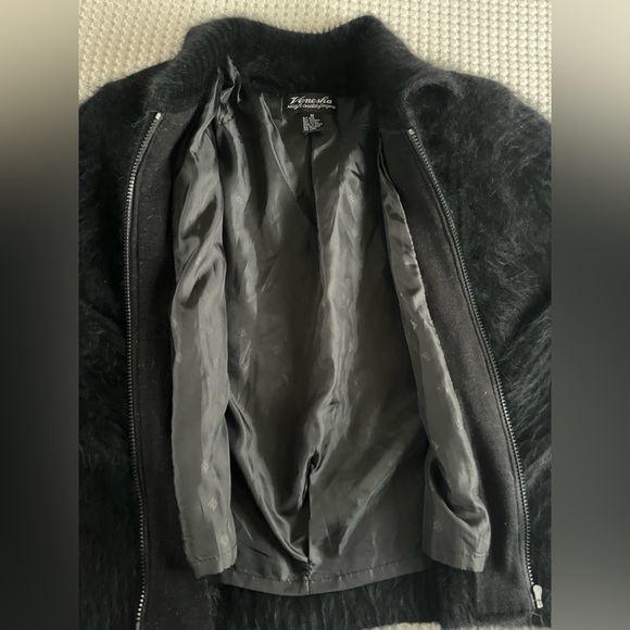 Vintage Venesha || Black 80% Angora Fuzzy Ribbed Jacket - Picture 5 of 7